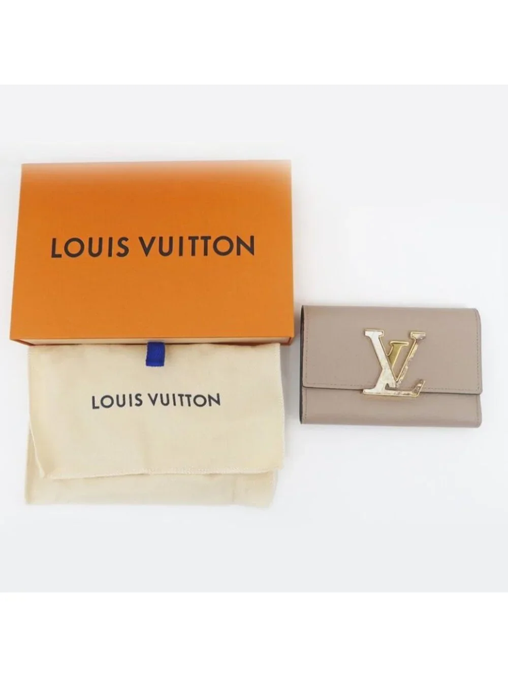 Louis Vuitton Trifold Wallet Portefeuille Capucines Compact - Picture 10 of 10